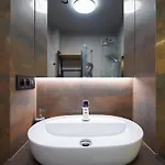 Lägenhet Modern 40m2 Balcony Parking Netflix *