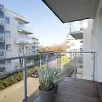 Lägenhet Modern 40m2 Balcony Parking Netflix *